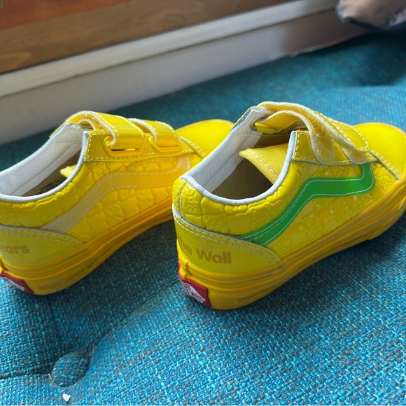 Vans Kids Gummy Bears Haribo Special Edition Retails For $80 - Picture 4 of 9
